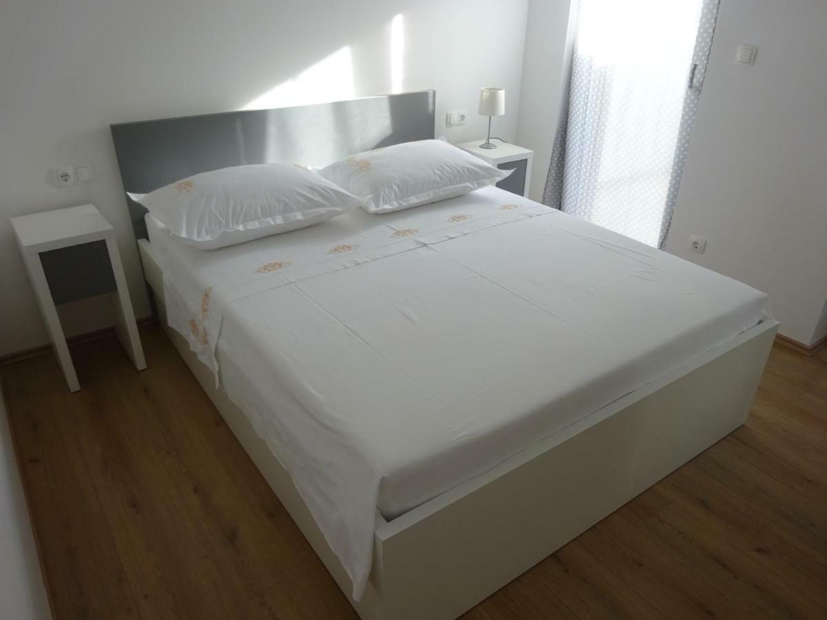 Apartment Duce Omis Exterior photo